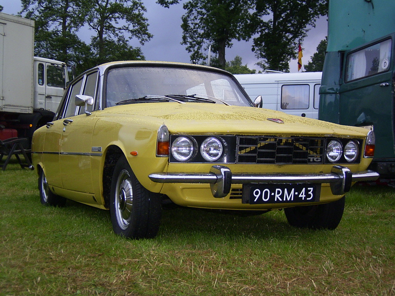 Juni 2005 - 24. Oldtimertreffen mit Teilemarkt in Bockhorn (Friesland)!